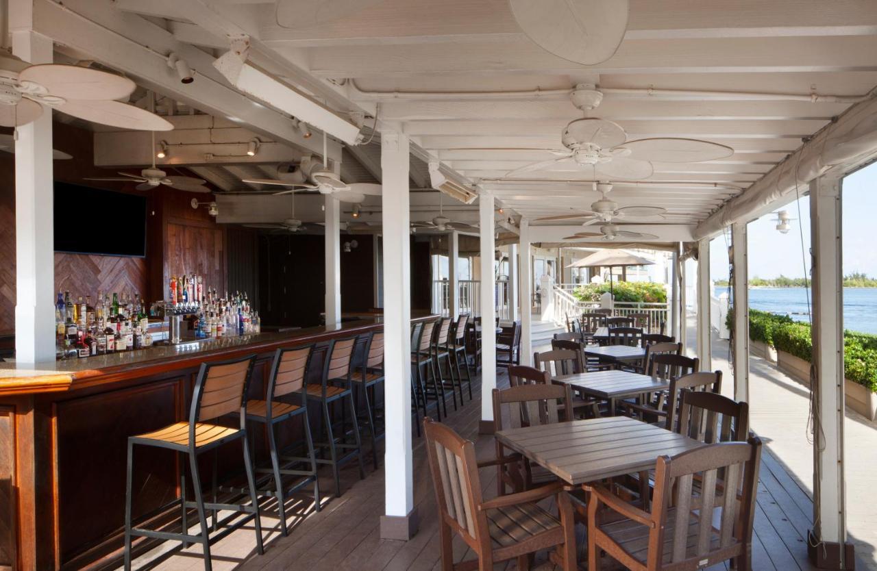 Pier House Resort&spa 4*