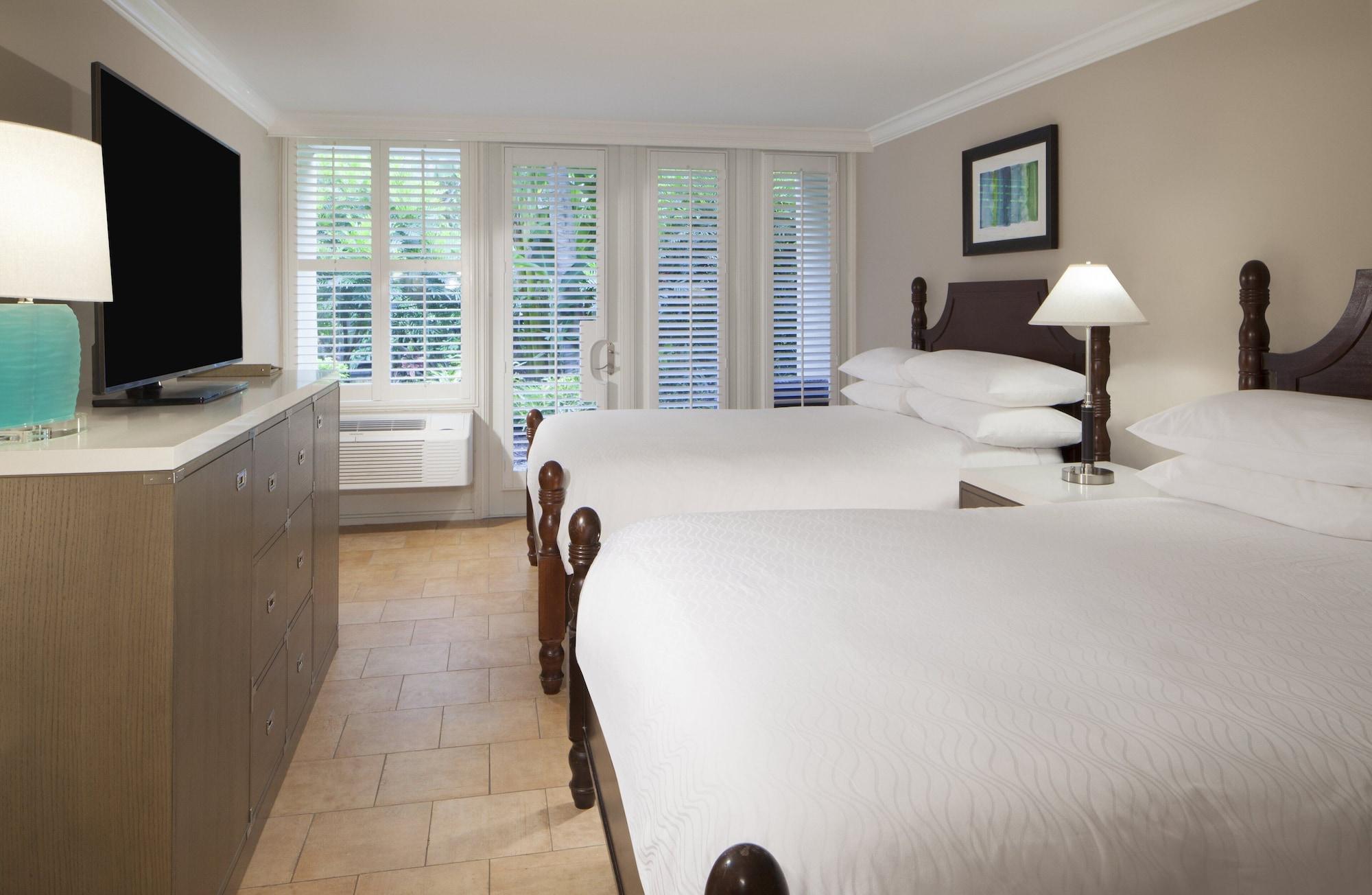 Pier House Resort&spa 4*