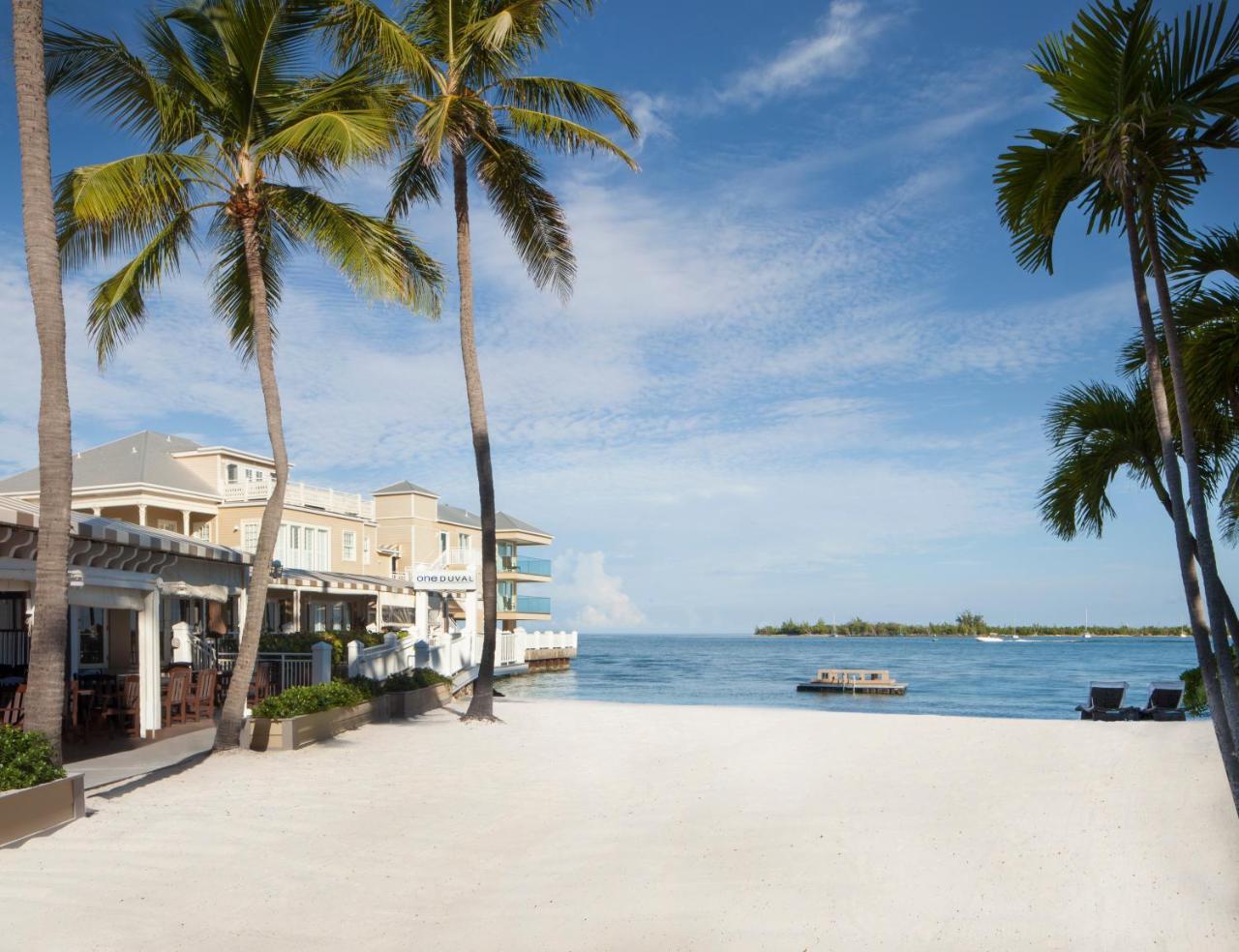 Pier House Resort&spa 4*